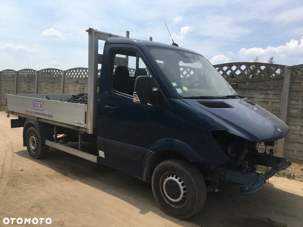 Mercedes-Benz Sprinter - 1