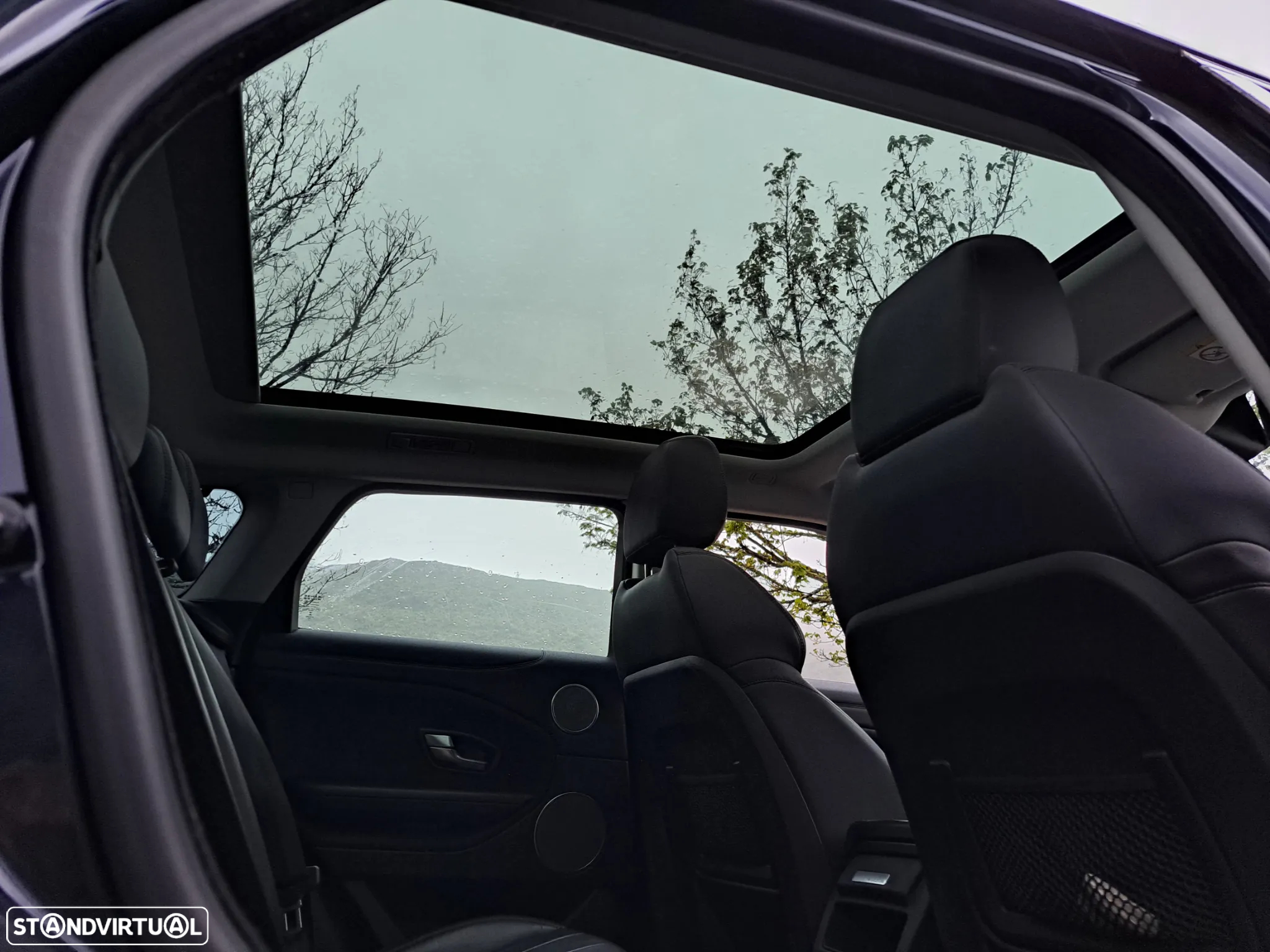 Land Rover Range Rover Evoque 2.0 D180 AWD Auto - 12