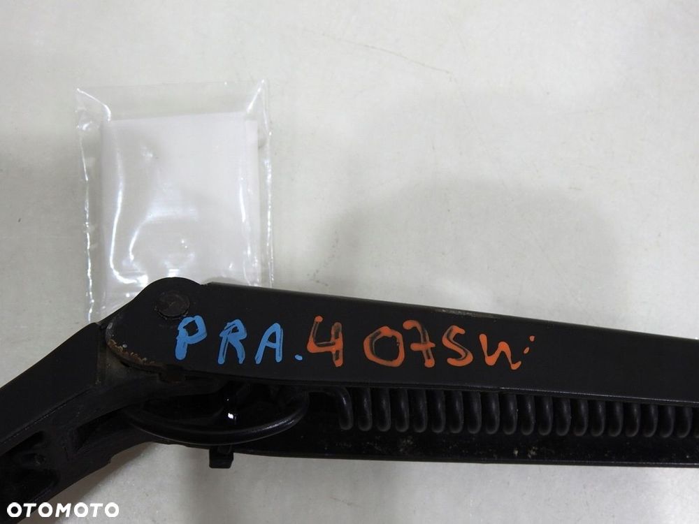 RAMIE WYCIERACZKI PRAWE PEUGEOT 407 - 6