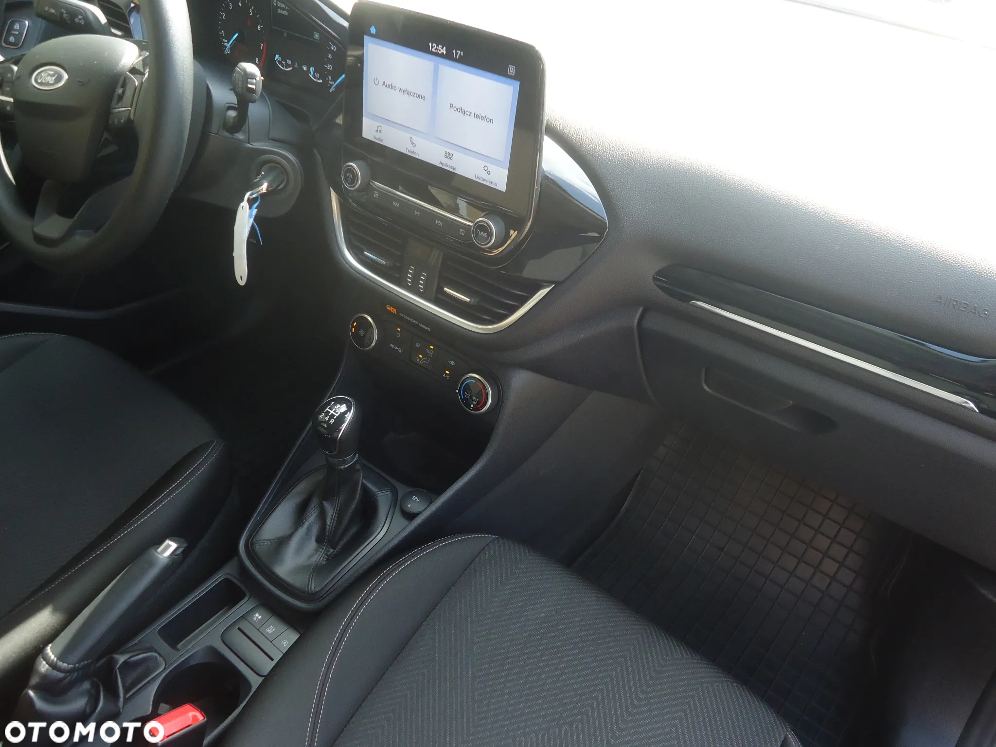 Ford Fiesta 1.1 Trend ASS - 11