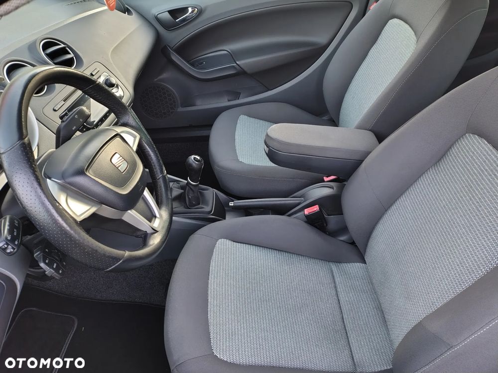 Seat Ibiza SC 1.4 16V Style - 13
