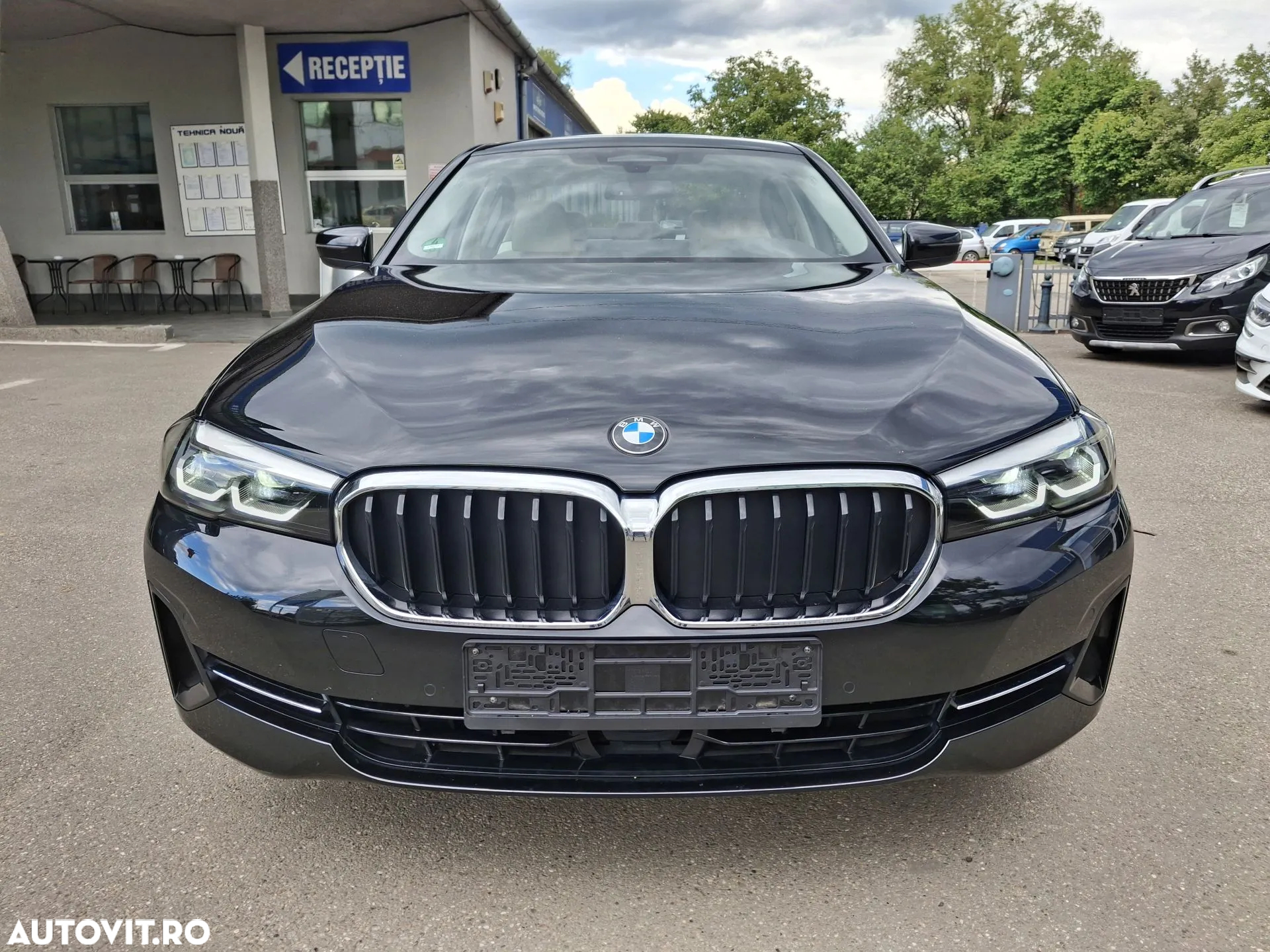 BMW Seria 5 520i AT MHEV - 3