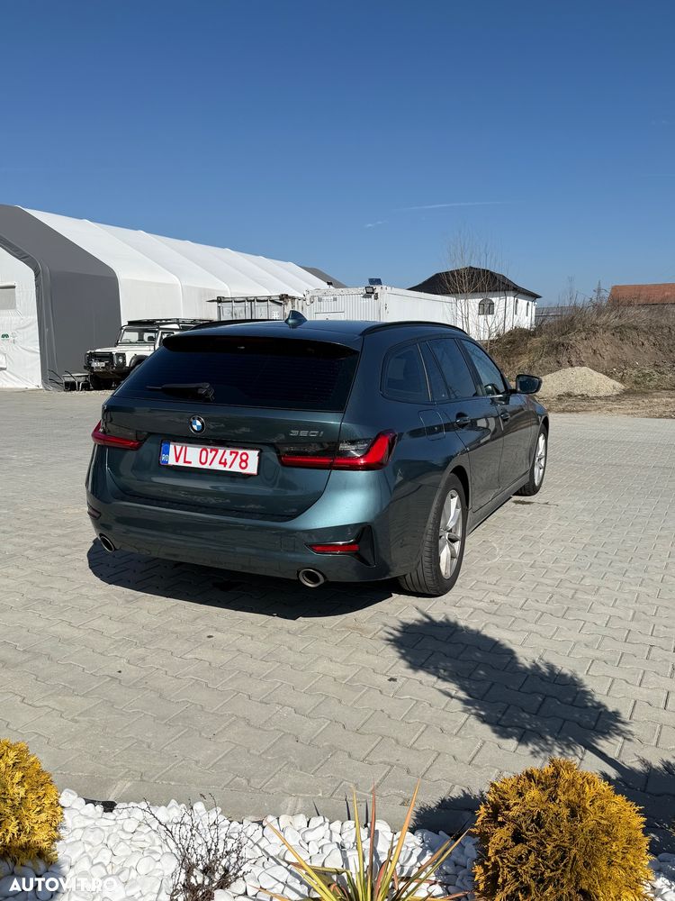 BMW Seria 3 320i Aut. - 3