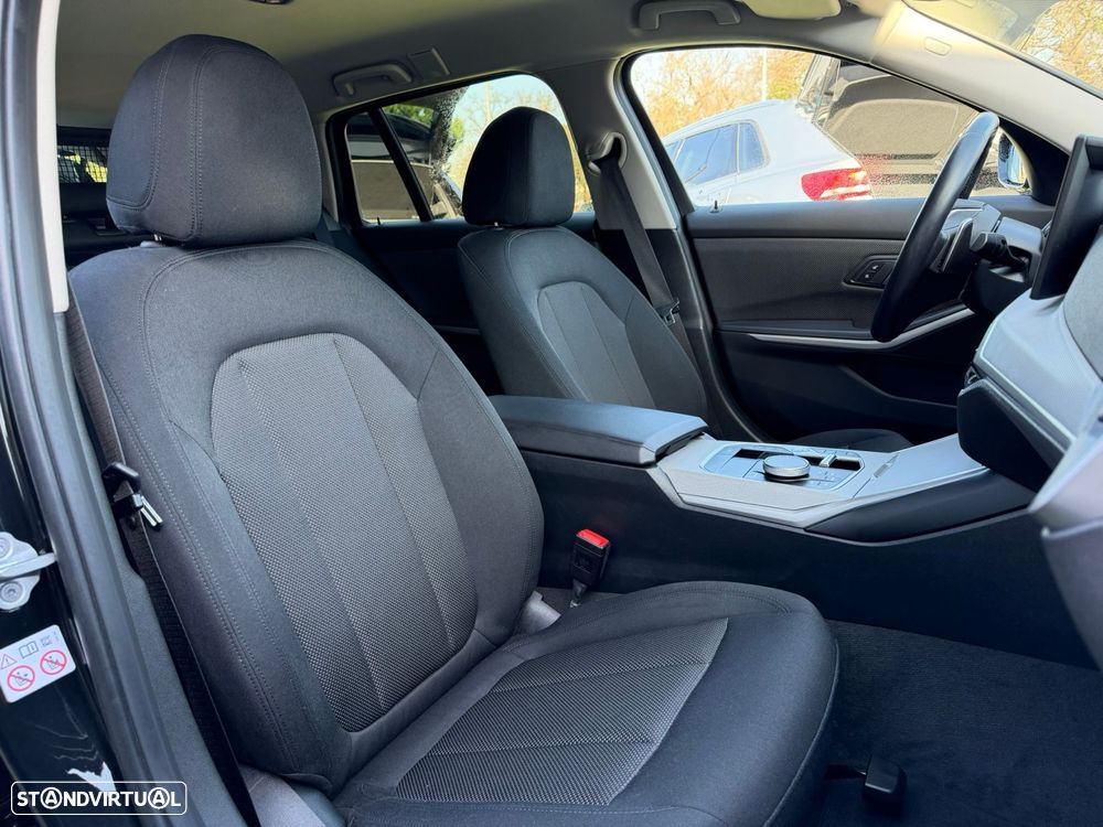 BMW 320 e Auto - 16