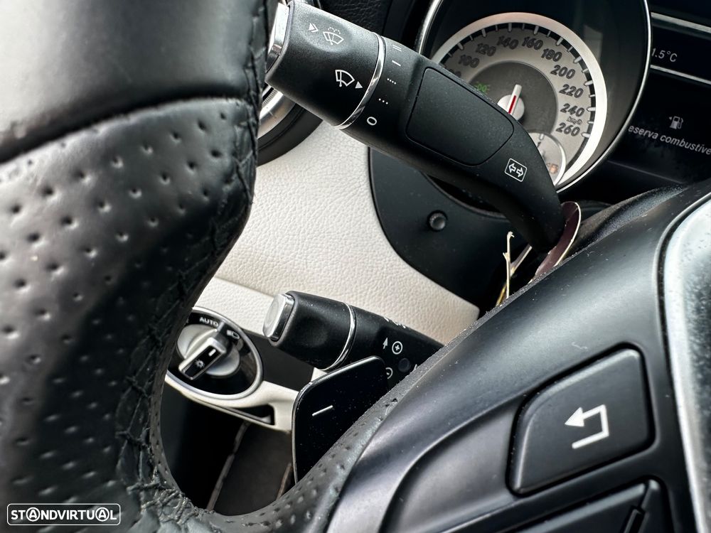 Mercedes-Benz CLA 220 CDI 7G-DCT Urban - 11