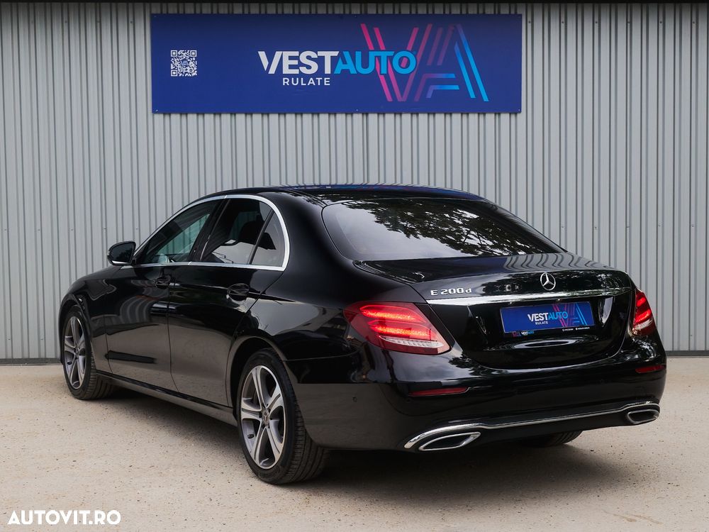 Mercedes-Benz E 200 d 9G-TRONIC Exclusive - 4