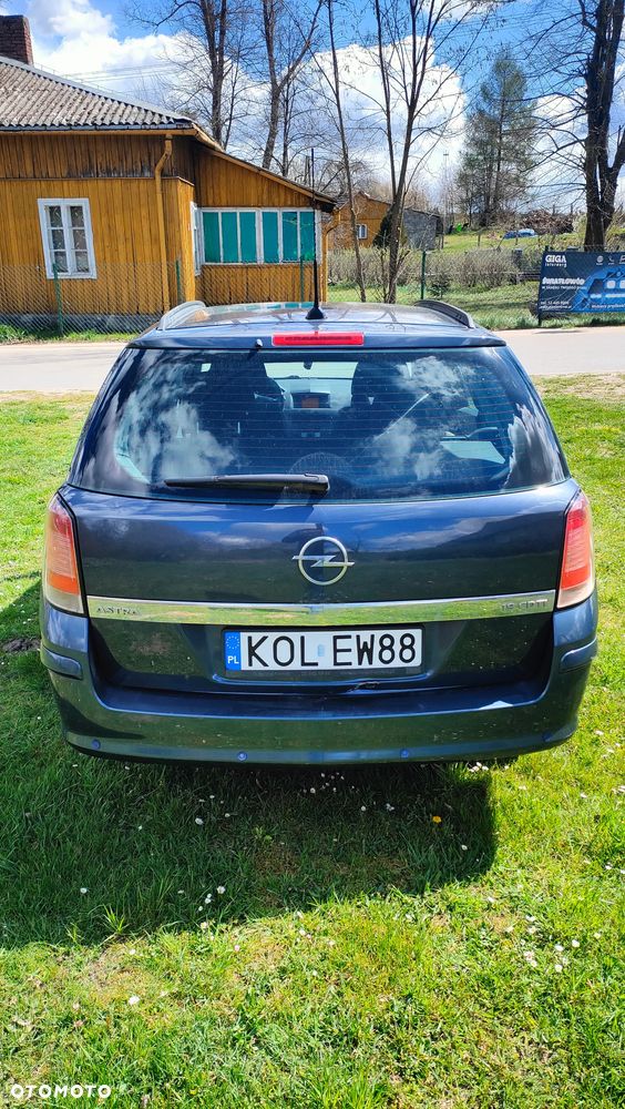Opel Astra 1.9 CDTI DPF Cosmo - 7