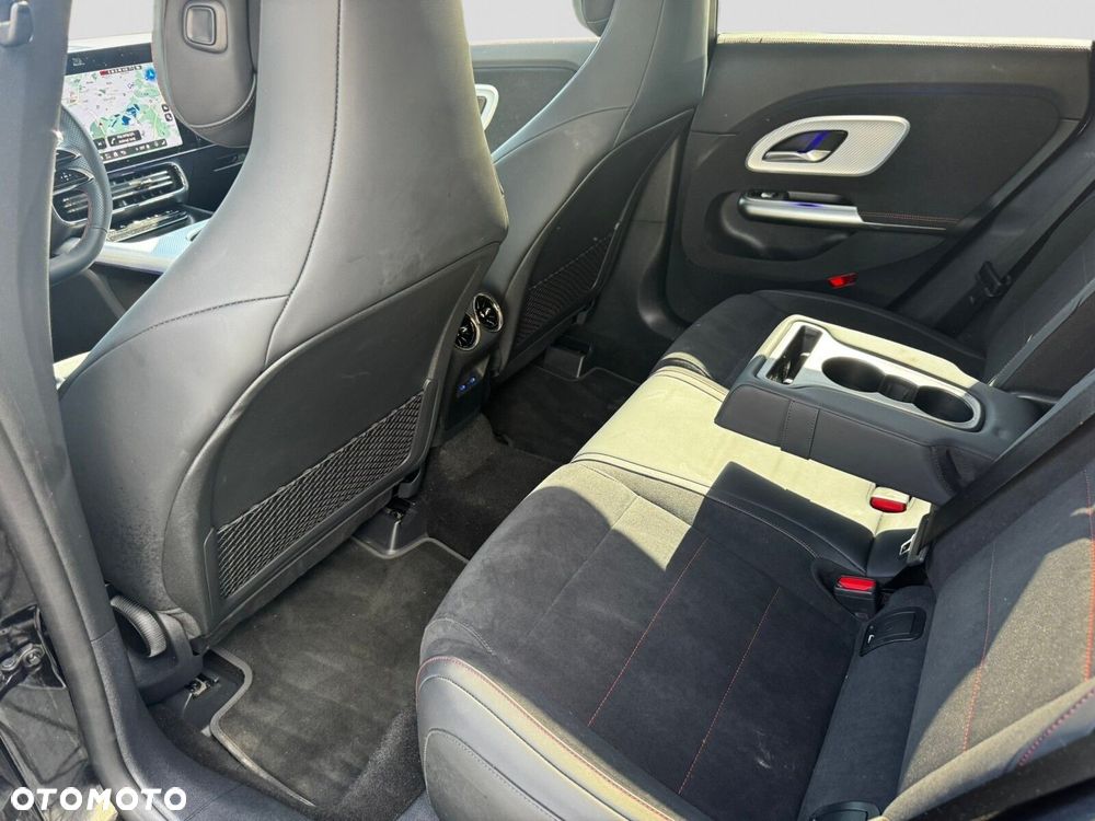 Mercedes-Benz CLA 200 mHEV 8G-DCT - 18