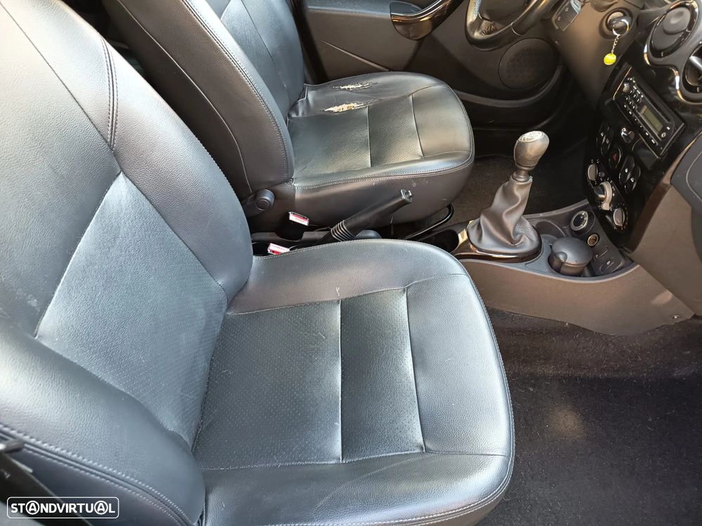 Dacia Duster 1.5 dCi Prestige 4WD - 9