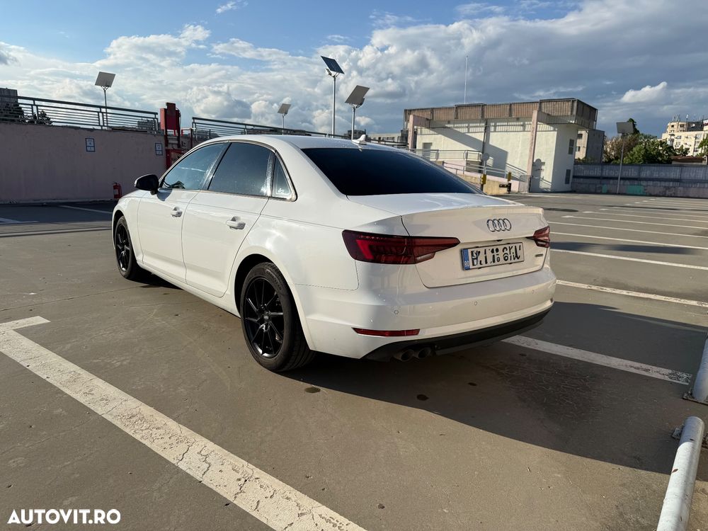 Audi A4 2.0 TDI quattro S tronic - 4