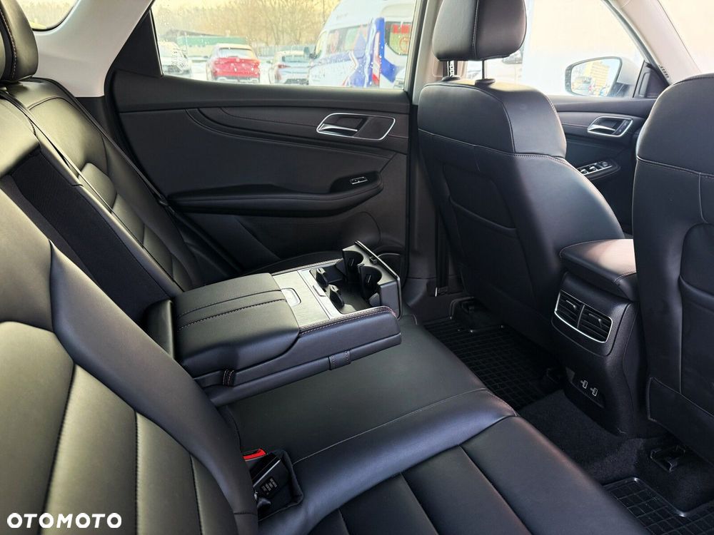 MG HS 1.5 T-GDI Excite DCT - 28