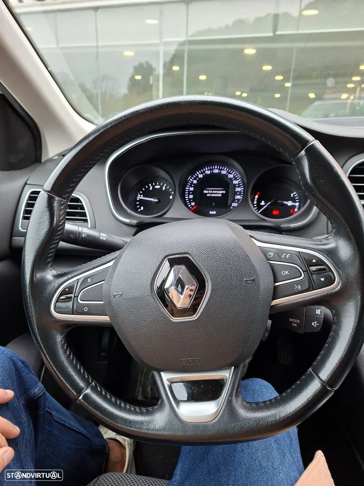 Renault Mégane Sport Tourer 1.5 Blue dCi Zen - 6