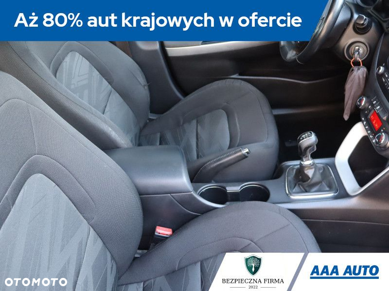 Kia Ceed - 10