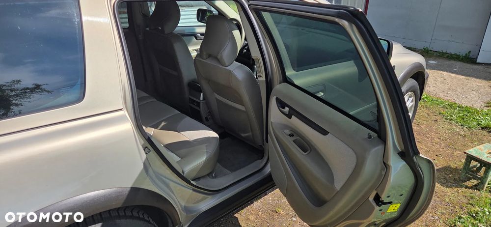 Volvo XC 70 2.5T AWD Momentum - 10