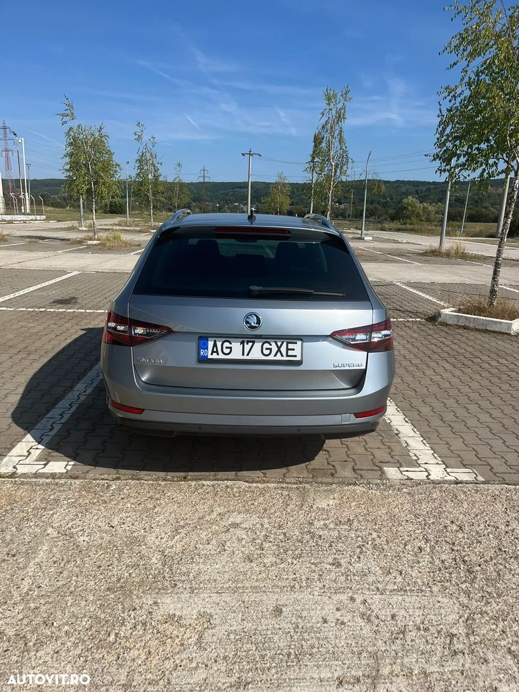 Skoda Superb 2.0 TDI DSG Style - 5