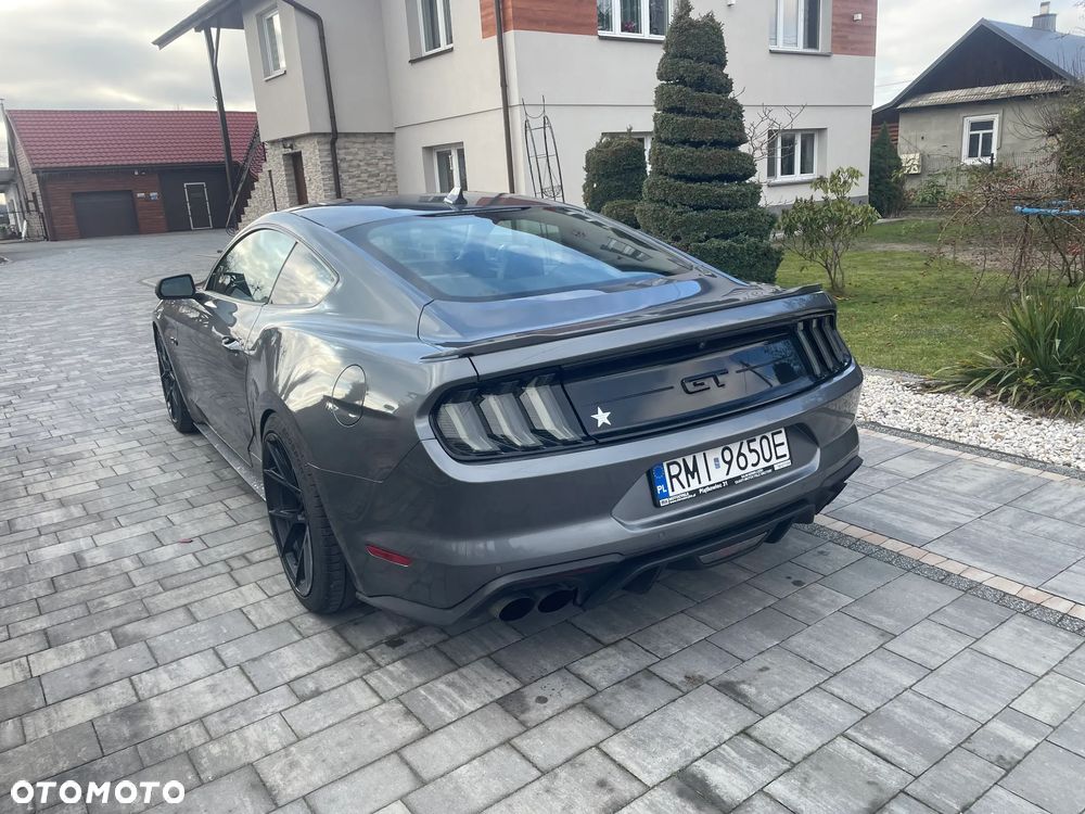 Ford Mustang - 18