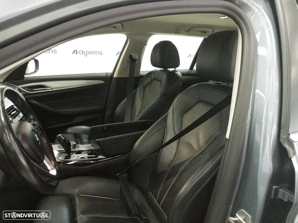 BMW 530 e - 6