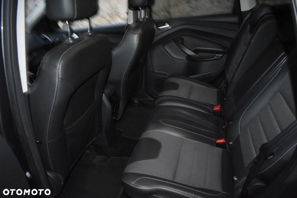 Ford Kuga 1.5 EcoBoost 2x4 Titanium - 7