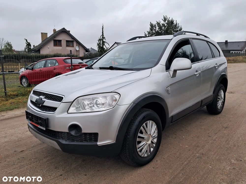 Chevrolet Captiva 2.4 2WD 5 Sitzer LS - 2