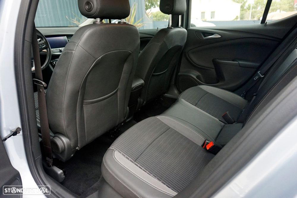 Opel Astra 1.2 Turbo Elegance - 5