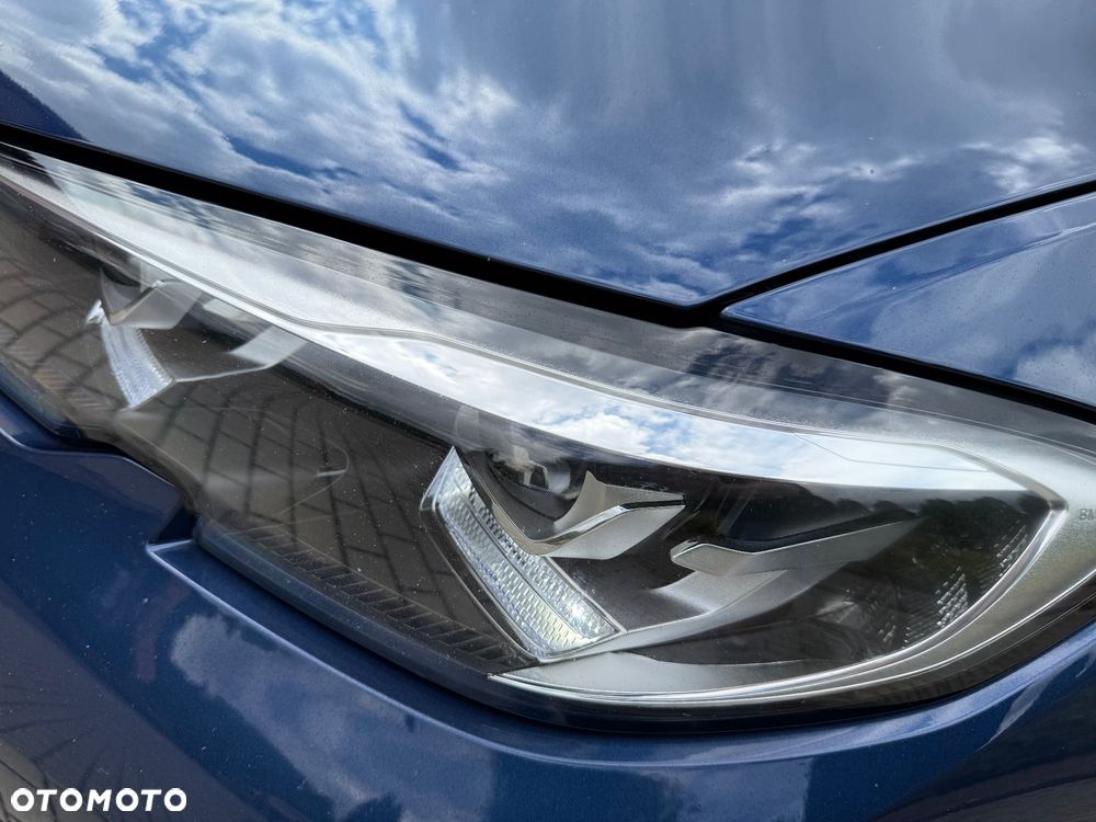 BMW Seria 3 318d Sport Line - 17