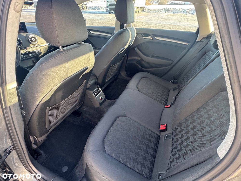 Audi A3 Sportback - 31