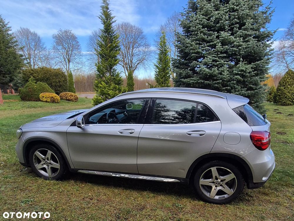 Mercedes-Benz GLA 180 d 7G-DCT AMG Line - 6