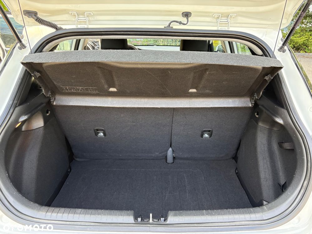 Hyundai i20 1.2 Classic + - 8