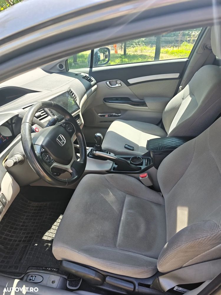 Honda Civic 1.8 MT LS - 7