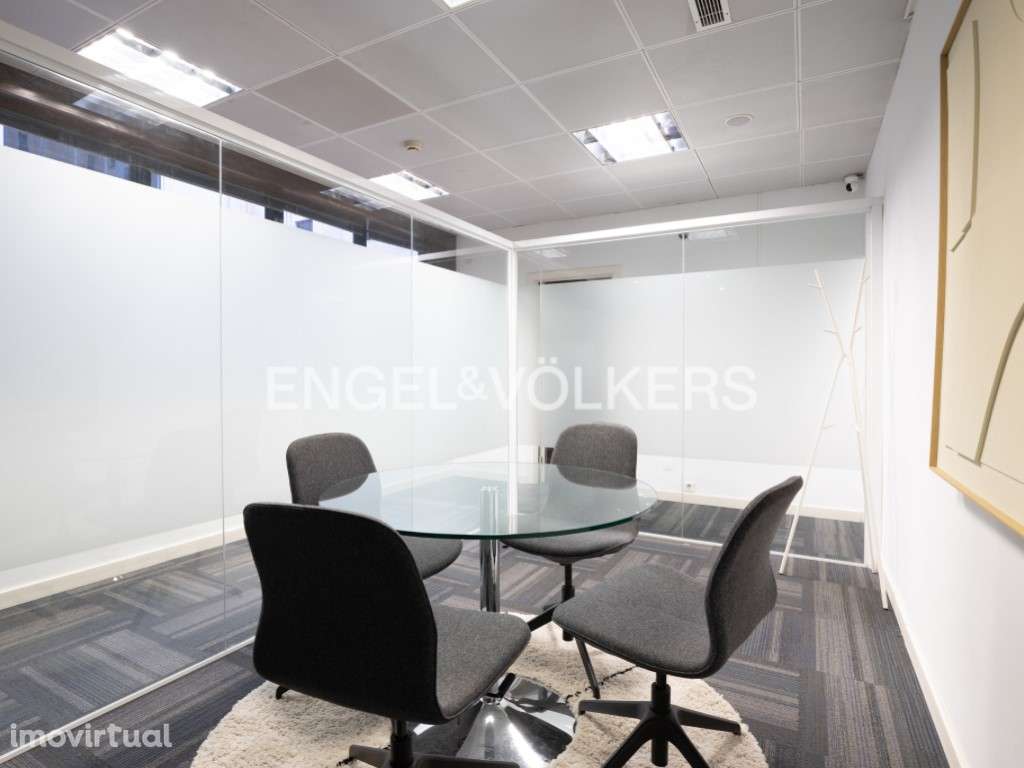 Escritório em Edifício de Referência na Avenida da Liberdade - Grande imagem: 2/26