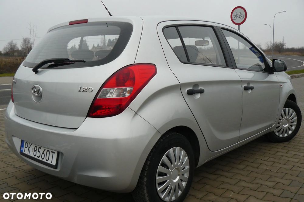 Hyundai i20 - 8