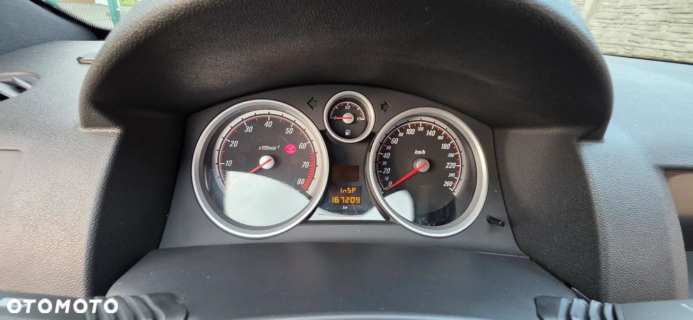 Opel Astra - 24