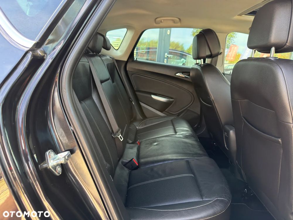 Opel Astra 1.4 Turbo Active - 27