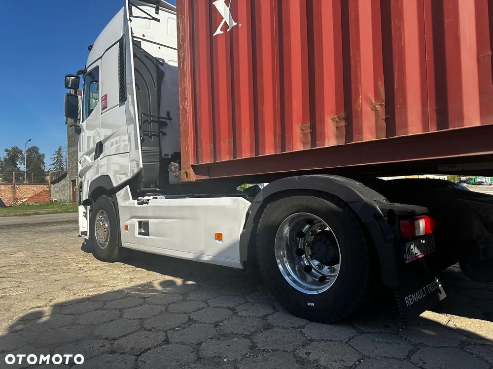 Renault Gama T High Cube - 3