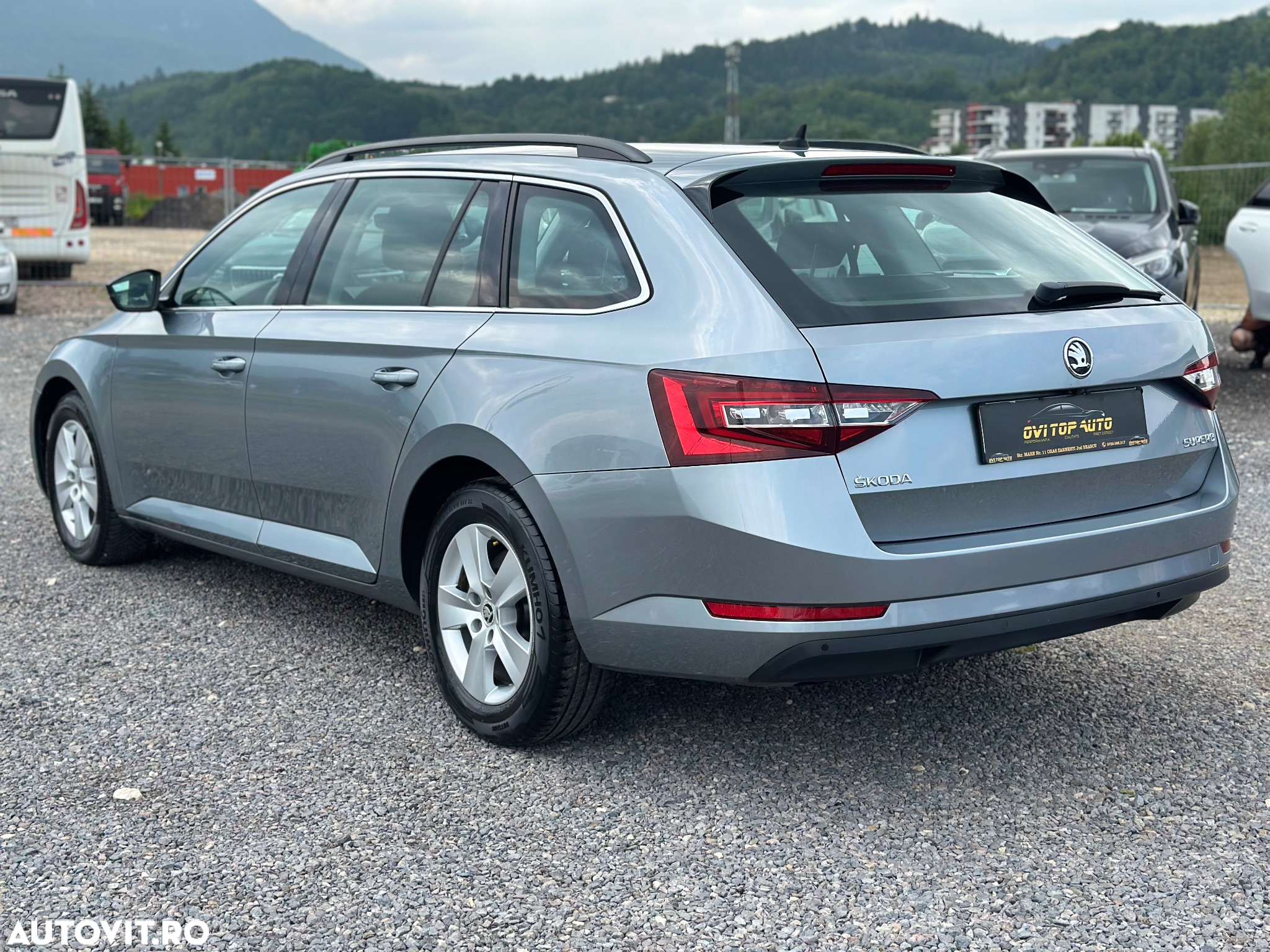 Skoda Superb 1.6 TDI Ambition - 4