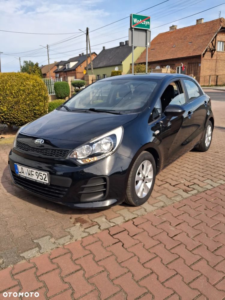 Kia Rio - 7
