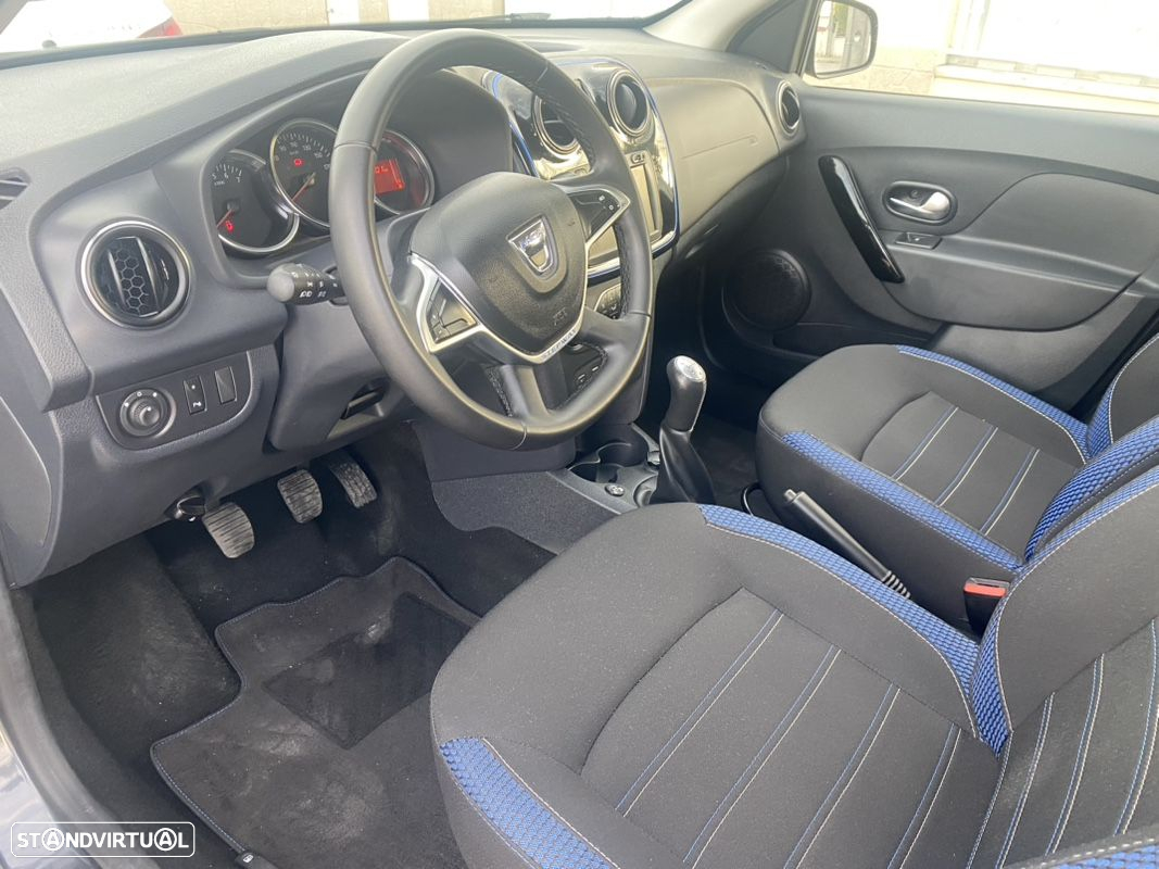 Dacia Sandero - 8