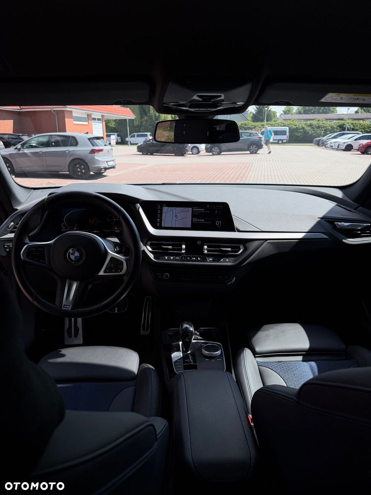 BMW Seria 2 218d M Sport - 20