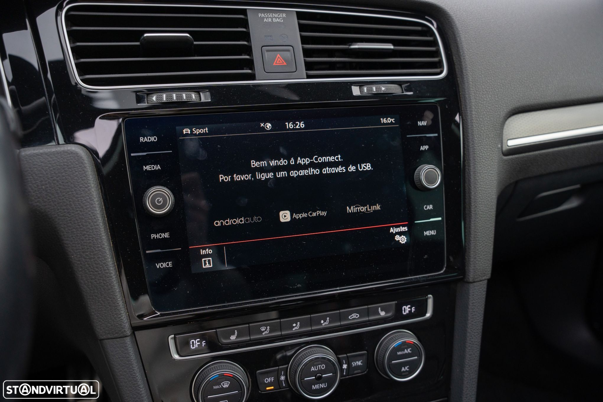 VW Golf 2.0 TSI GTI DSG Performance - 12