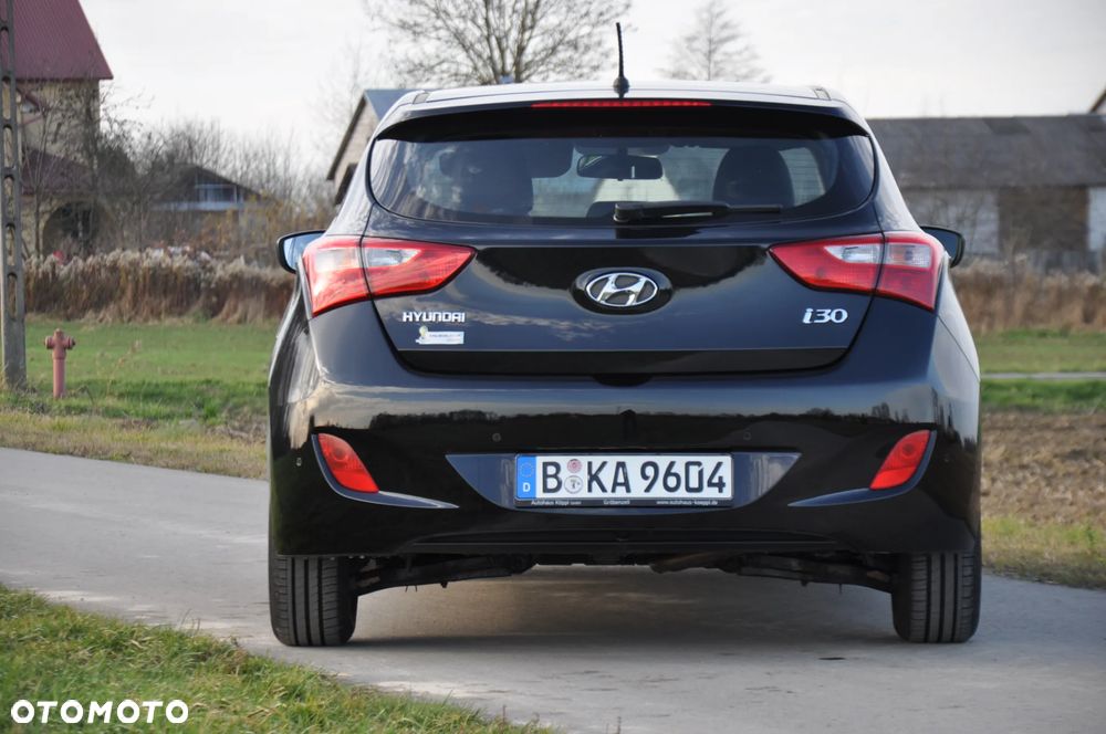 Hyundai i30 1.4 Fifa World Cup Edition - 13