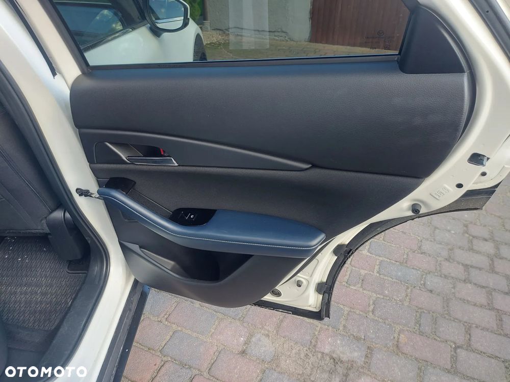 Mazda CX-30 - 16