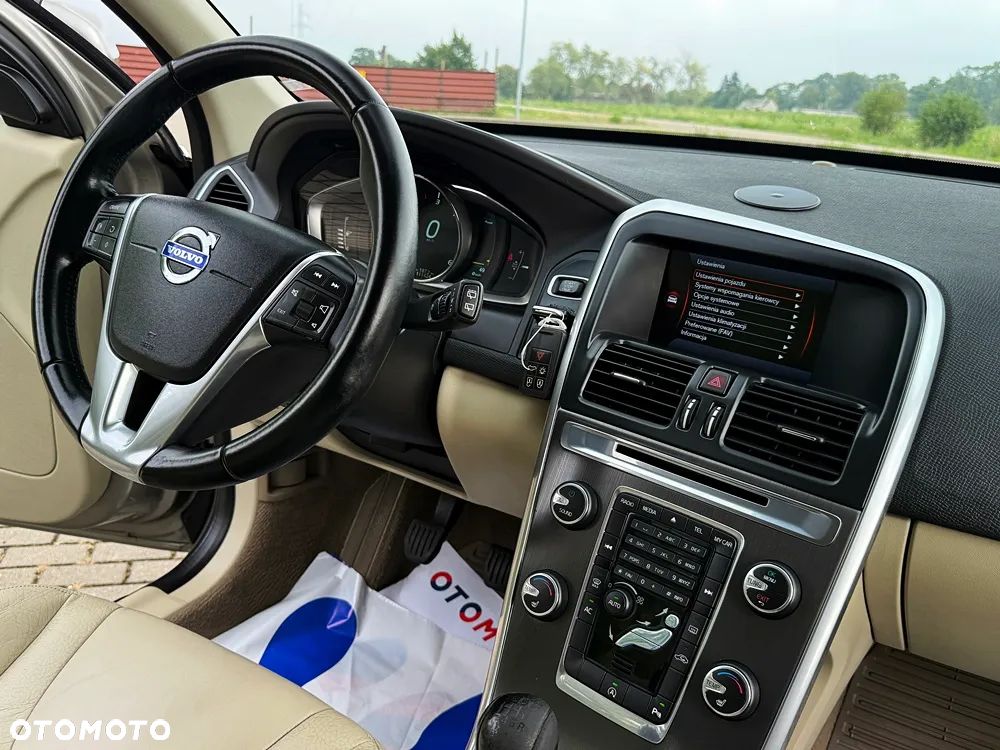 Volvo XC 60 D3 Summum - 33