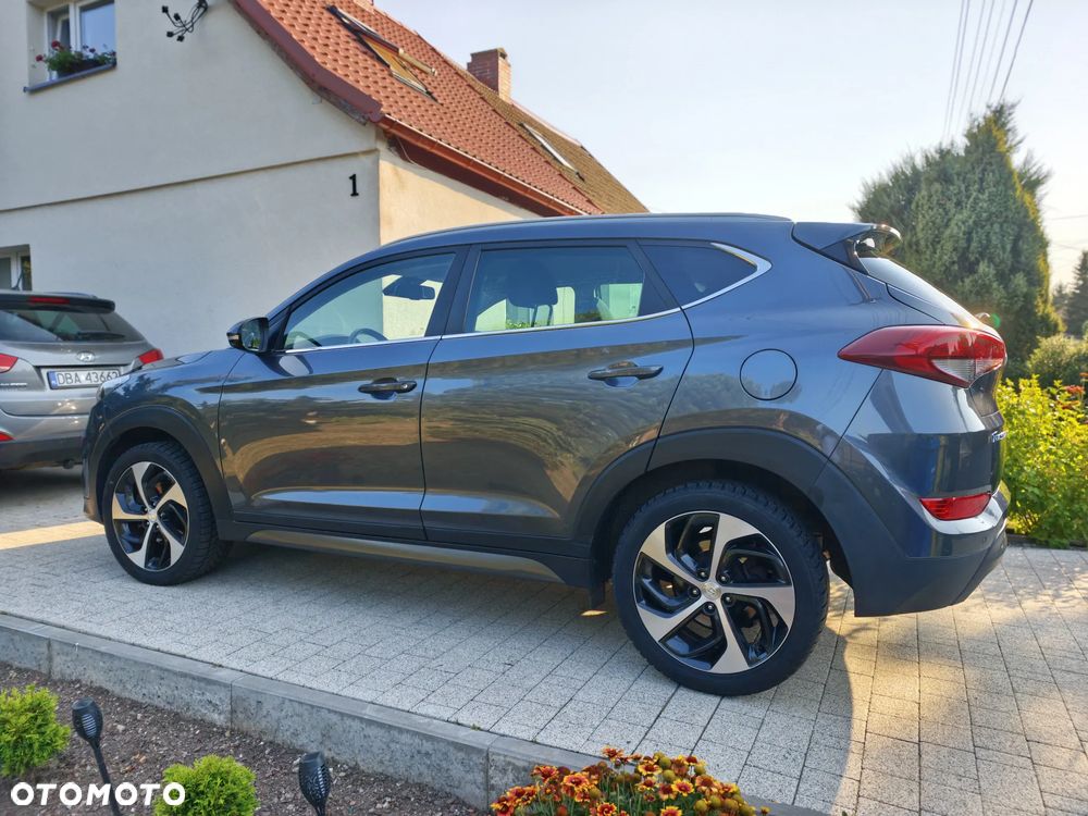 Hyundai Tucson 1.7 CRDI BlueDrive Comfort 2WD - 2