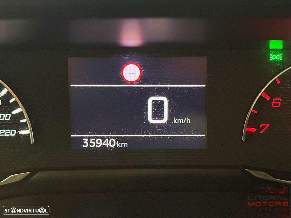 Peugeot 2008 1.2 PureTech Active - 26