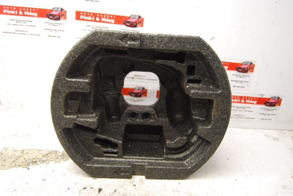 WKŁAD KOŁA ZAPASOWEGO WYPEŁNIENIE 5j0012115A SKODA FABIA II - 1