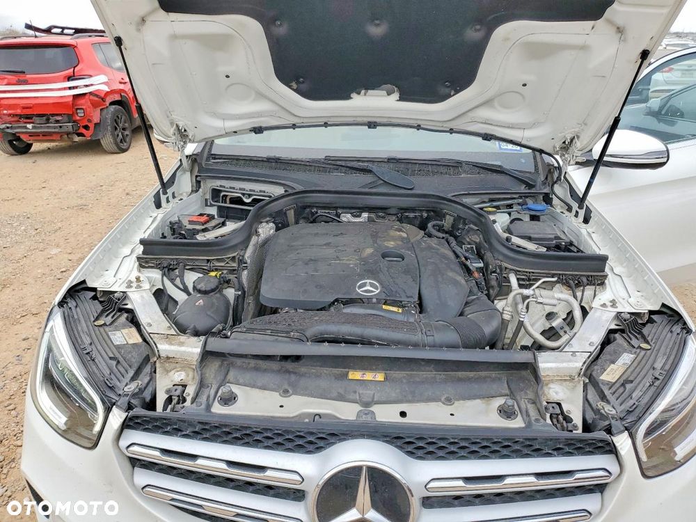 Mercedes-Benz GLC 300 4Matic 9G-TRONIC - 11