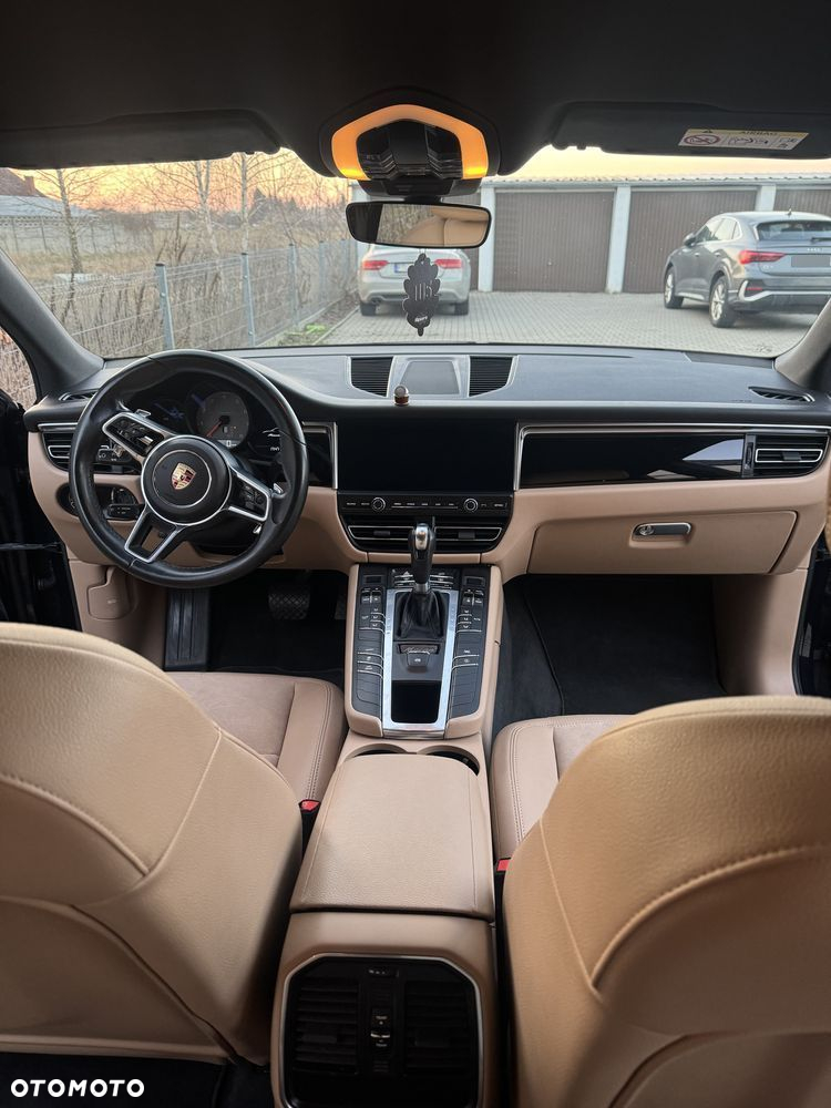 Porsche Macan S - 20