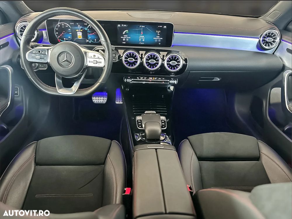 Mercedes-Benz CLA 200 7G-DCT AMG Line - 11