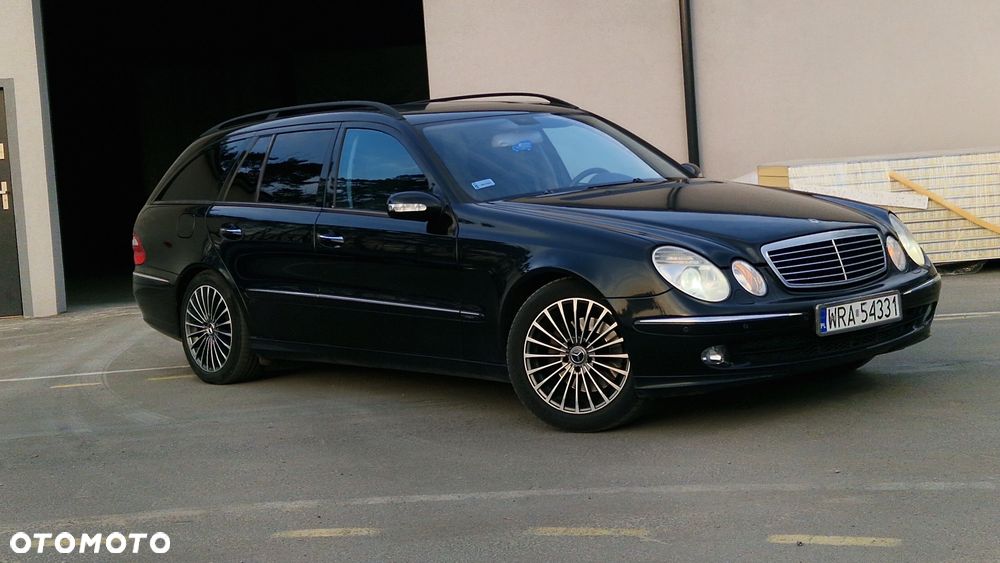 Mercedes-Benz Klasa E 320 CDI Avantgarde DPF Sport Edition AMG - 5