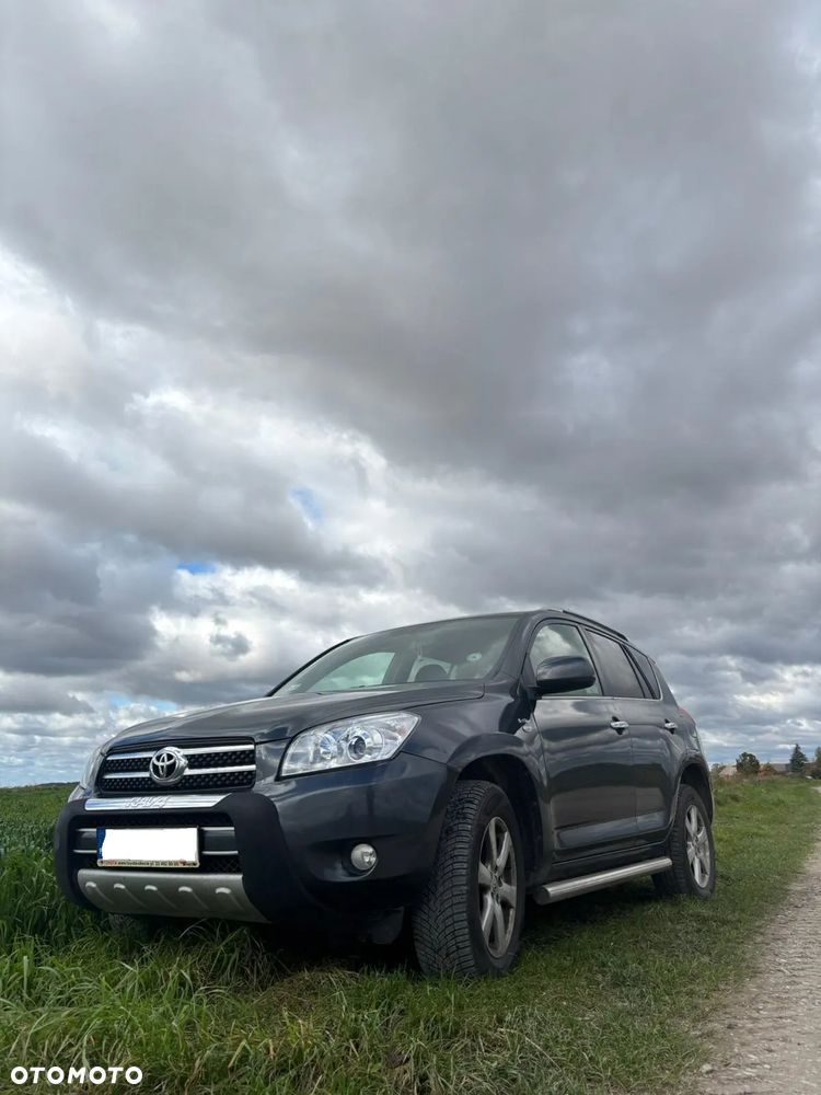 Toyota RAV4 2.2 D-4D Premium - 2